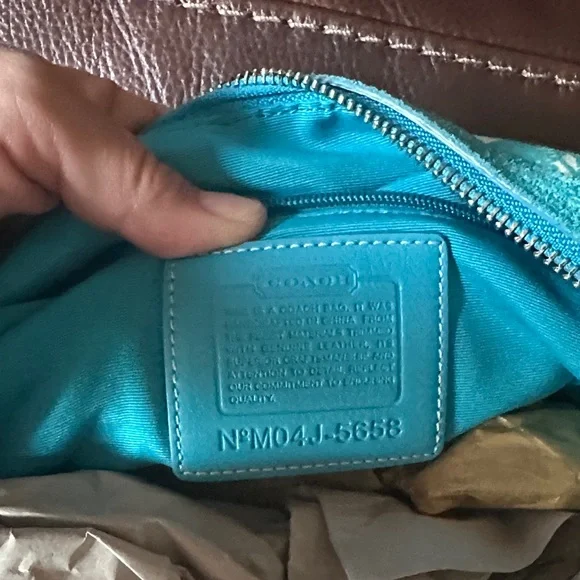 Coach Hampton Scribble Hobo bag - Picture 3 of 11